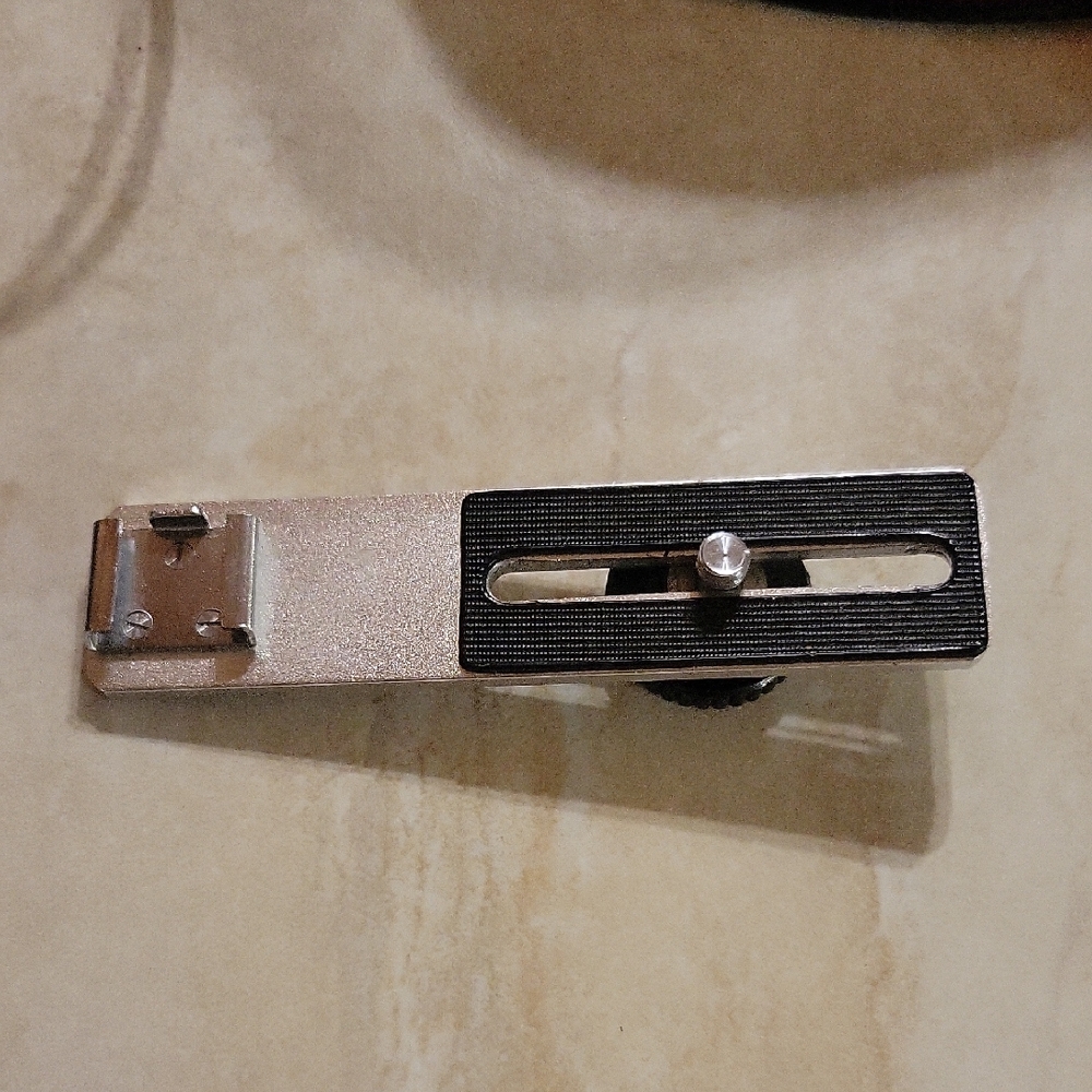 Vinyage Metal Flash Bracket For Camera